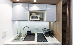 ZEUS Design Apartments
